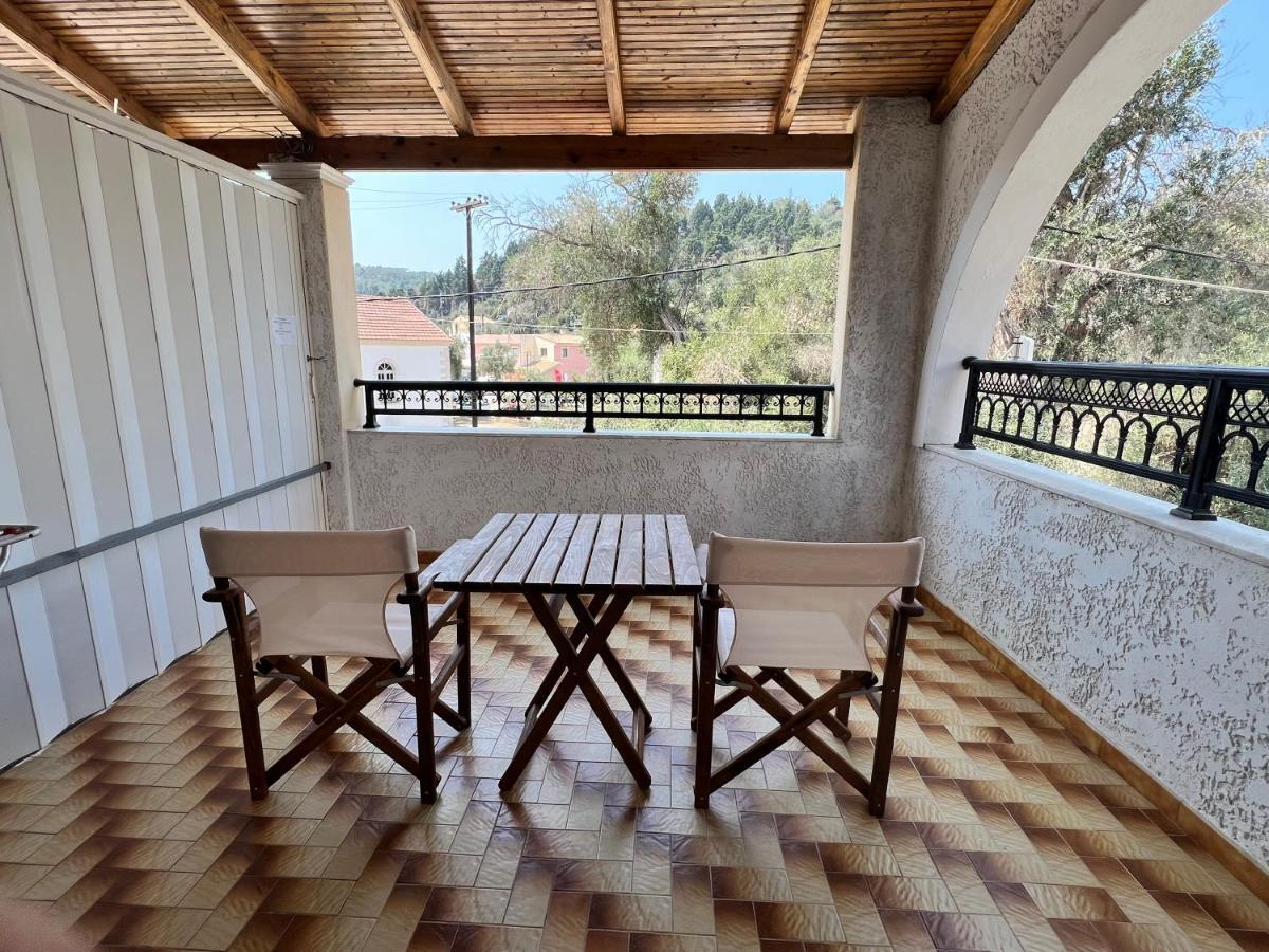 Lákka Vasiliki Apartments מראה חיצוני תמונה