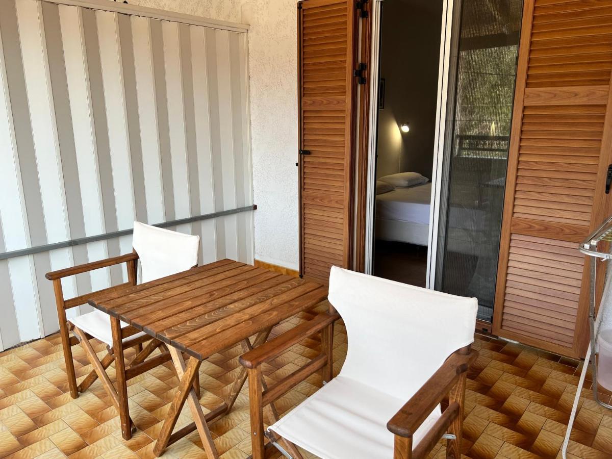 Lákka Vasiliki Apartments מראה חיצוני תמונה